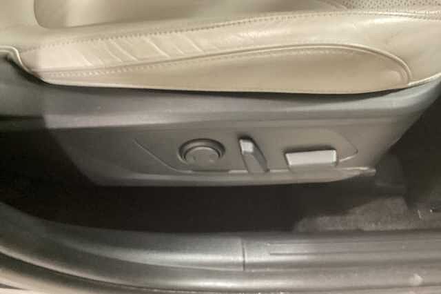 Hyundai TUCSON 1.6 TGDi Hybrid 230 Ultimate 5dr 2WD Auto Grey