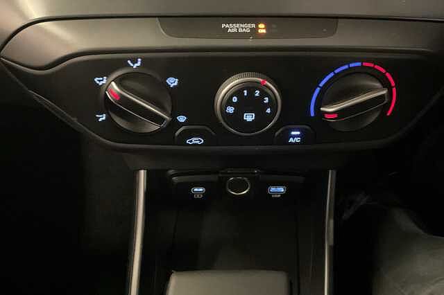 Hyundai I20 1.0T GDi 90 Element 5dr DCT Black