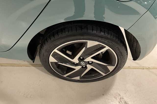 Hyundai i10 1.2 [79] Premium 5dr Auto [Nav]