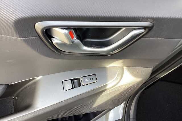 Hyundai IONIQ 1.6 GDi Hybrid DCT 2021MY Premium SE