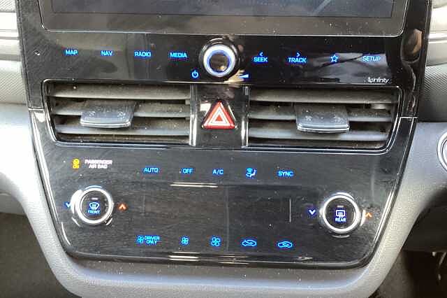 Hyundai IONIQ 1.6 GDi Hybrid DCT 2021MY Premium SE