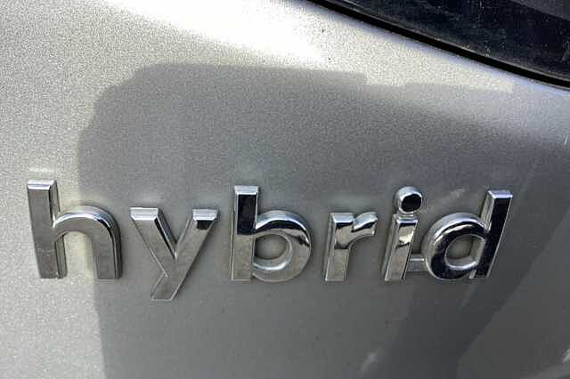 Hyundai IONIQ 1.6 GDi Hybrid DCT 2021MY Premium SE