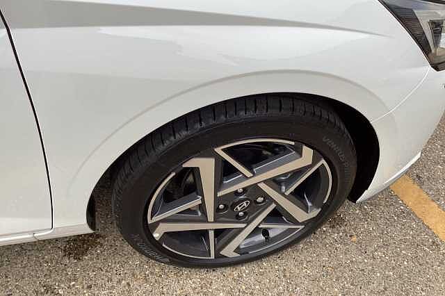 Hyundai i20 1.0T GDi Premium 5dr DCT Hatchback