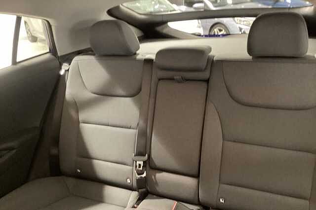 Hyundai IONIQ 100kW Premium 38kWh 5dr Auto Blue
