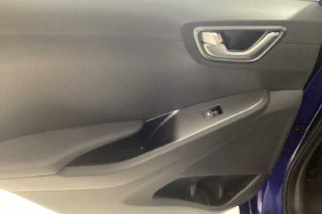 Hyundai IONIQ 100kW Premium 38kWh 5dr Auto Blue