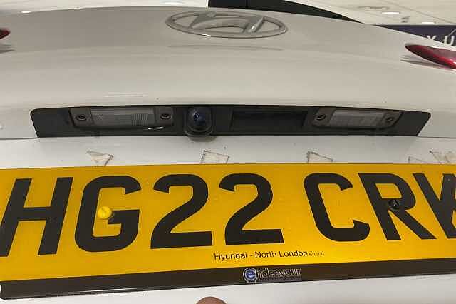 Hyundai KONA 1.6 GDi Hybrid Premium 5dr DCT White
