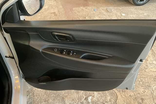 Hyundai i20 1.0T GDi 90 Element 5dr
