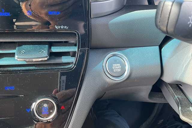 Hyundai IONIQ 1.6 GDi Hybrid Premium 5dr DCT