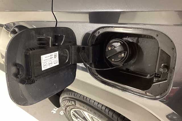 Hyundai TUCSON 1.6 TGDi Hybrid 230 SE Connect 5dr 2WD Auto Grey