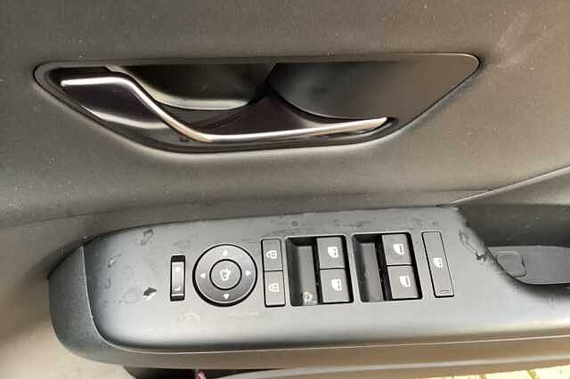 Hyundai KONA 160kW N Line S 65kWh 5dr Auto White