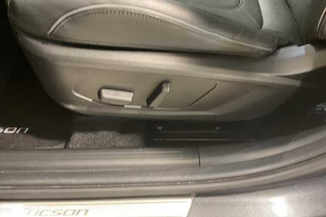 Hyundai TUCSON 1.6 TGDi Hybrid 230 Ultimate 5dr 2WD Auto Grey
