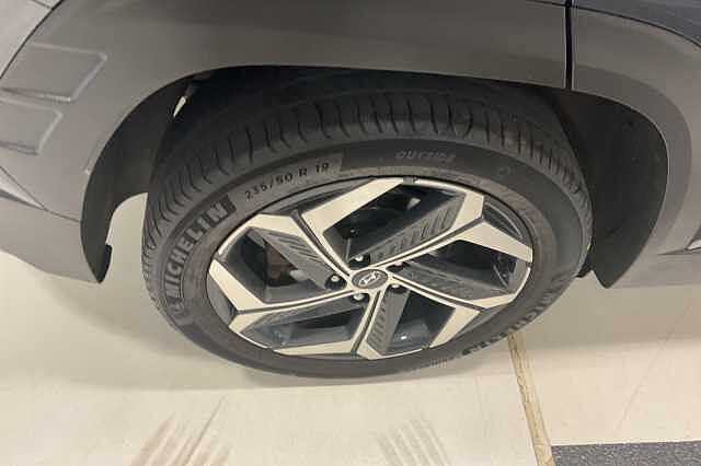 Hyundai TUCSON 1.6 TGDi Hybrid 230 Ultimate 5dr 2WD Auto Grey