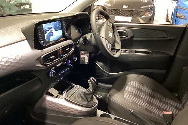 Hyundai i10 1.0 [63] Premium 5dr Auto [Nav]