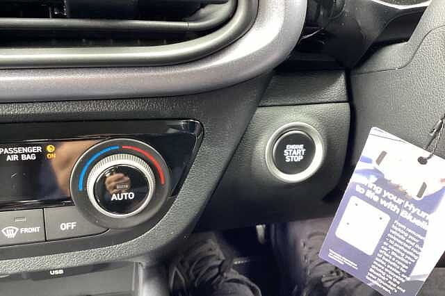 Hyundai i10 1.0 [63] Premium 5dr Auto [Nav]