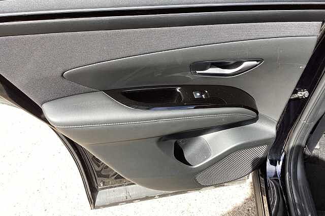 Hyundai TUCSON 1.6 TGDi Hybrid 230 Premium 5dr 2WD Auto