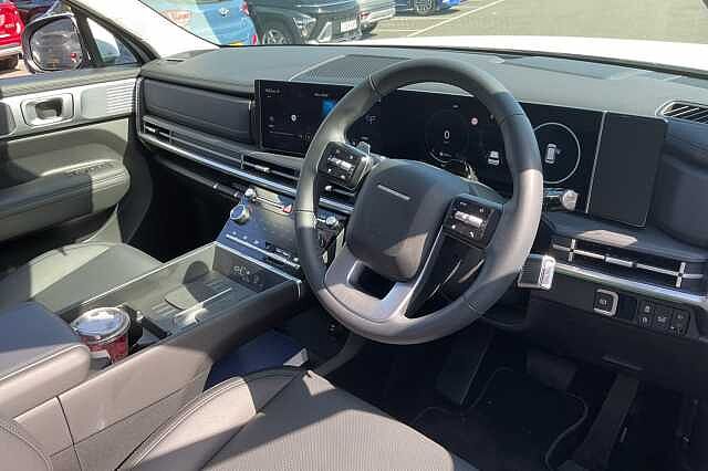Hyundai SANTA FE 1.6 TGDi Plug-in Hybrid Premium 5dr 4WD Auto White