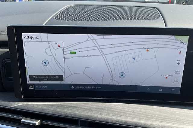 Hyundai SANTA FE 1.6 TGDi Plug-in Hybrid Premium 5dr 4WD Auto White