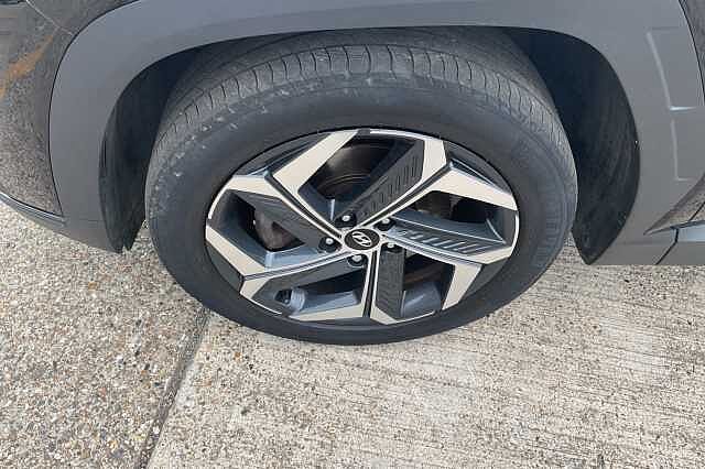 Hyundai TUCSON 1.6 TGDi Hybrid 230 Ultimate 5dr 2WD Auto Black