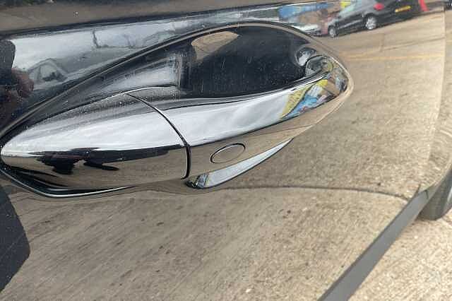 Hyundai TUCSON 1.6 TGDi Hybrid 230 Ultimate 5dr 2WD Auto Black