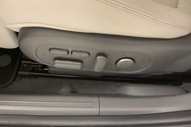Hyundai IONIQ 5 160kW Ultimate 73 kWh 5dr Auto