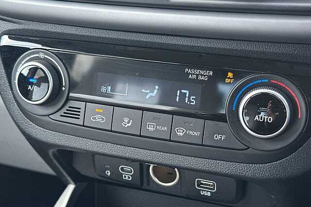 Hyundai I10 1.2 [79] Premium 5dr Auto [Nav]