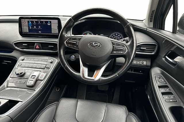 Hyundai SANTA FE 1.6 TGDi Plug-in Hybrid Premium 5dr 4WD Auto Black