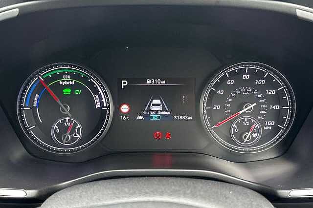 Hyundai SANTA FE 1.6 TGDi Plug-in Hybrid Premium 5dr 4WD Auto Black