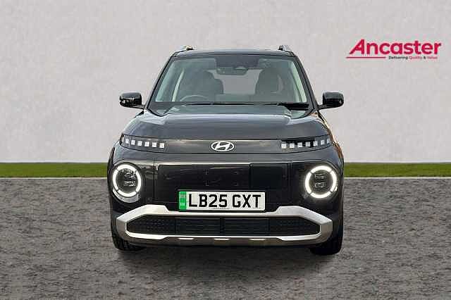 Hyundai INSTER 85kW 02 49kWh 5dr Auto Pearl - Abyss black