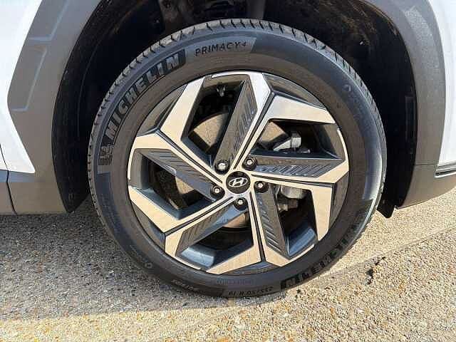 Hyundai TUCSON 1.6 TGDi Plug-in Hybrid Ultimate 5dr 4WD Auto lid - Atlas white