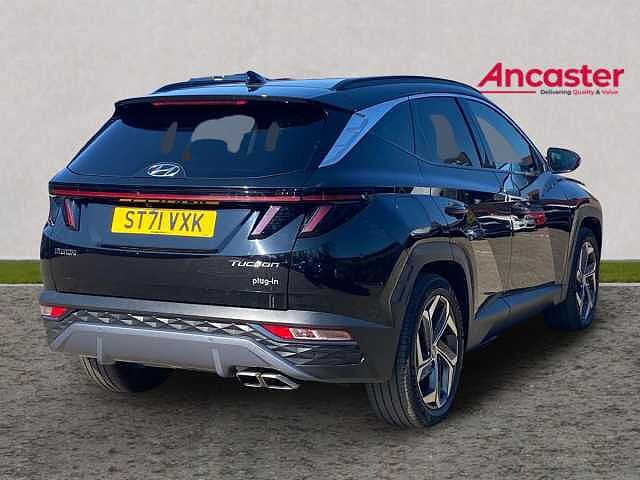 Hyundai TUCSON 1.6 TGDi Plug-in Hybrid Ultimate 5dr 4WD Auto Phantom black