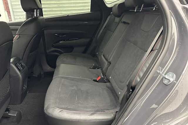 Hyundai TUCSON 1.6T Hybrid N Line 5dr Auto Pearl - Phantom black