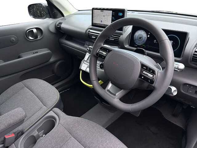 Hyundai INSTER 85kW Cross 49kWh 5dr Auto