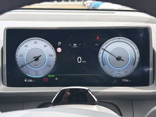 Hyundai INSTER 85kW Cross 49kWh 5dr Auto