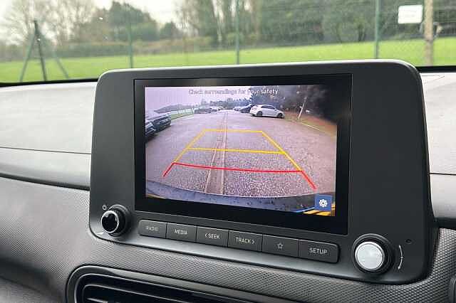 Hyundai KONA 1.6 GDi Hybrid SE Connect 5dr DCT Dive blue