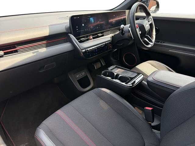 Hyundai IONIQ 5 239kW N Line 84 kWh 5dr AWD Auto Pearl - Abyss black
