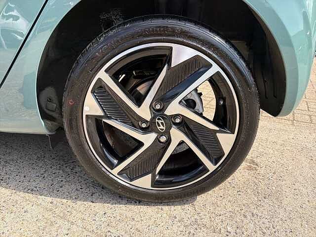 Hyundai I10 1.2 [79] Premium 5dr Auto [Nav]