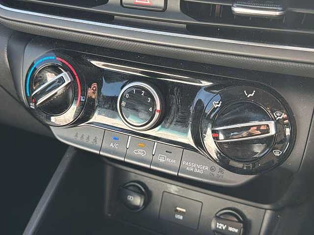 Hyundai KONA 1.0 TGDi 48V MHEV SE Connect 5dr