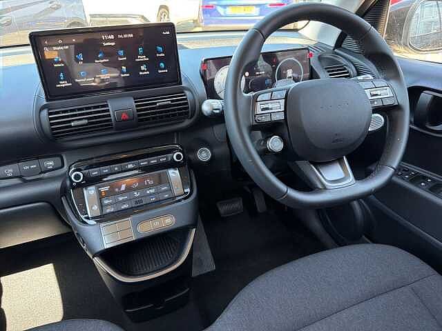 Hyundai INSTER 71kW 01 42kWh 5dr Auto