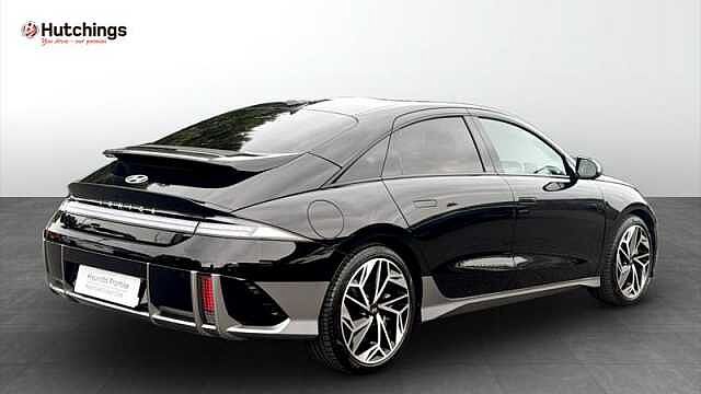 Hyundai IONIQ 6 77.4KWH PREMIUM SALOON 4DR ELECTRIC AUTO AWD (325 PS)