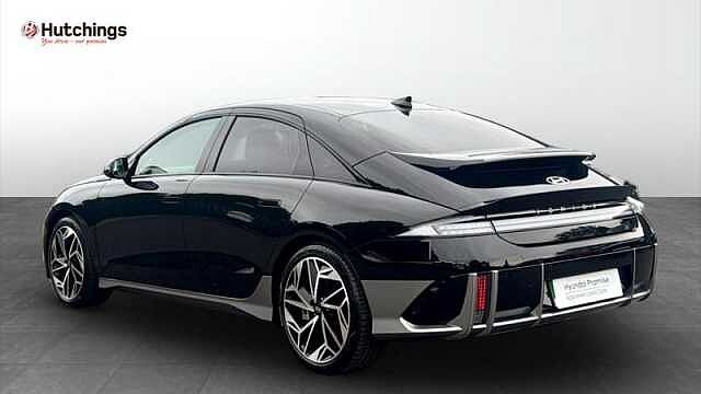 Hyundai IONIQ 6 77.4KWH PREMIUM SALOON 4DR ELECTRIC AUTO AWD (325 PS)