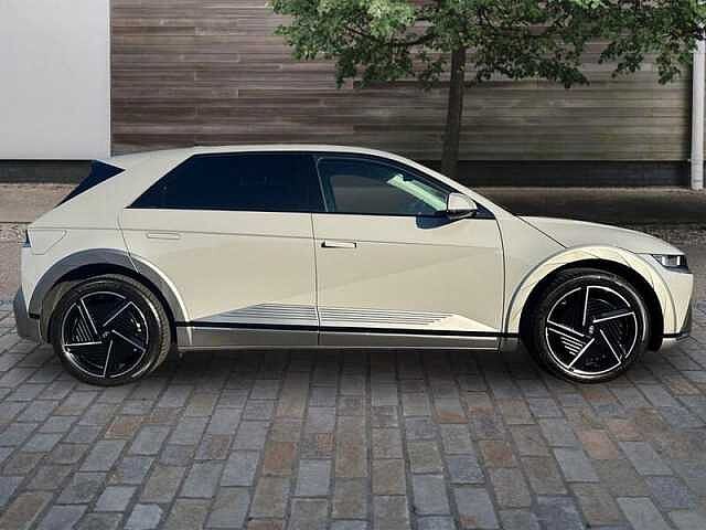 Hyundai IONIQ 5 84KWH ULTIMATE HATCHBACK 5DR ELECTRIC AUTO (228 PS)