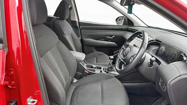 Hyundai TUCSON 1.6 T-GDI PREMIUM SUV 5DR PETROL MANUAL EURO 6 (S/S) (150 PS)