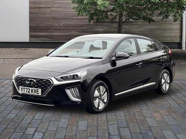 Hyundai IONIQ 1.6 H-GDI SE CONNECT HATCHBACK 5DR PETROL HYBRID DCT EURO 6 (S/S) (141 PS) Black