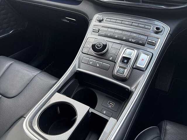 Hyundai SANTA FE 1.6 h T-GDi Premium SUV 5dr Petrol Hybrid Auto Euro 6 (s/s) (230 ps)