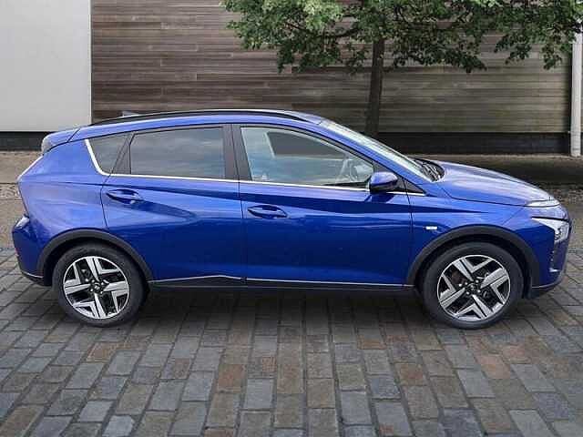 Hyundai BAYON 1.0 T-GDi MHEV Premium SUV 5dr Petrol Hybrid Manual Euro 6 (s/s) (120 ps) Intense Blue