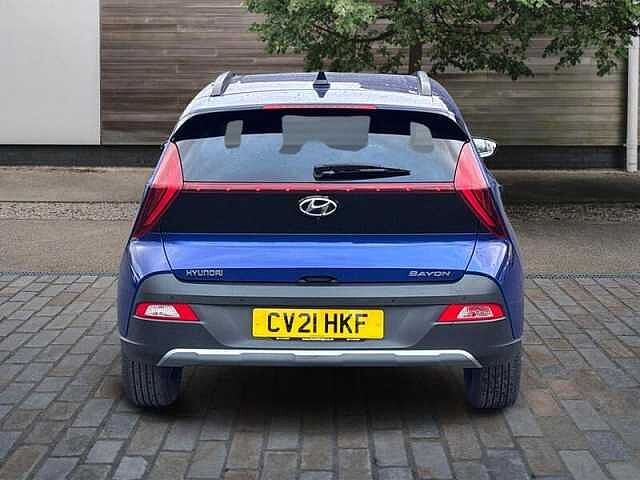 Hyundai BAYON 1.0 T-GDi MHEV Premium SUV 5dr Petrol Hybrid Manual Euro 6 (s/s) (120 ps) Intense Blue