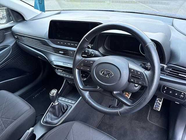 Hyundai BAYON 1.0 T-GDi MHEV Premium SUV 5dr Petrol Hybrid Manual Euro 6 (s/s) (120 ps) Intense Blue