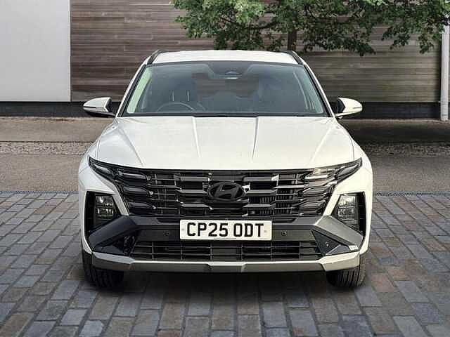 Hyundai TUCSON 1.6 T-GDi Advance SUV 5dr Petrol Manual Euro 6 (s/s) (160 ps) Atlas White