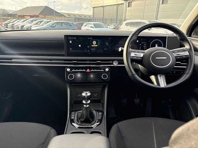 Hyundai TUCSON 1.6 T-GDi Advance SUV 5dr Petrol Manual Euro 6 (s/s) (160 ps) Atlas White