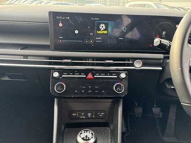 Hyundai TUCSON 1.6 T-GDi Advance SUV 5dr Petrol Manual Euro 6 (s/s) (160 ps) Atlas White